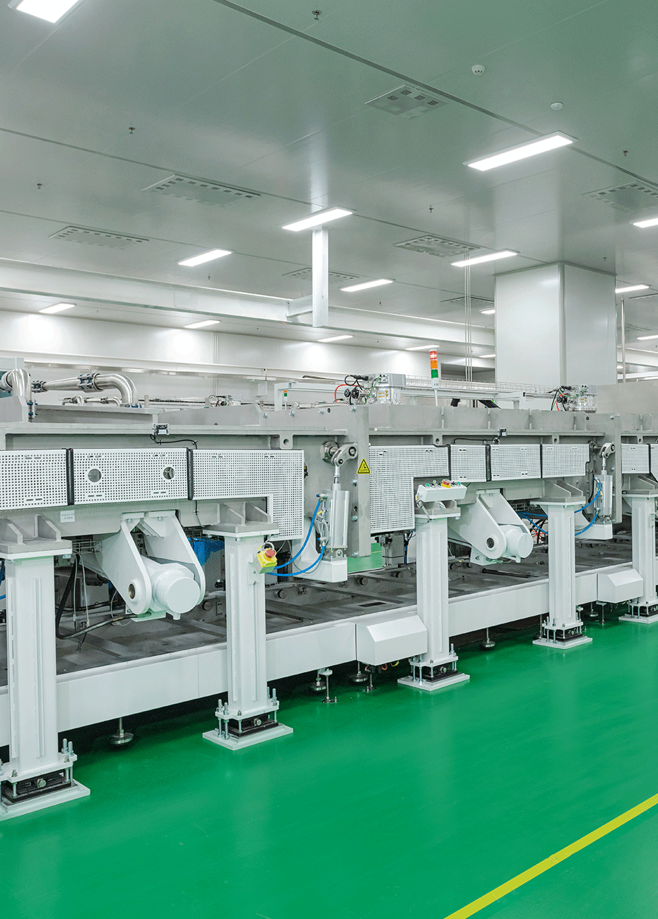 鈣鈦礦疊層電池實驗室
